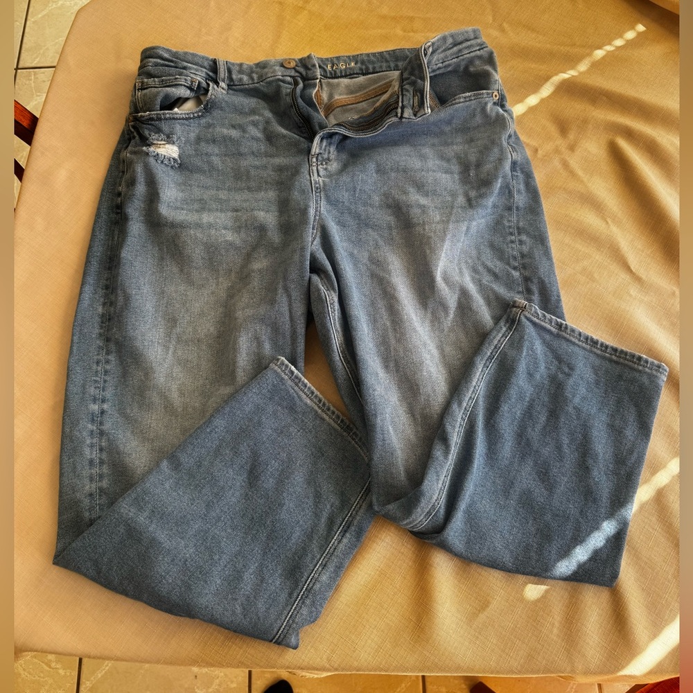 American Eagle Distressed Bootcut Boyfriend Jeans Size 16 Medium Wash
